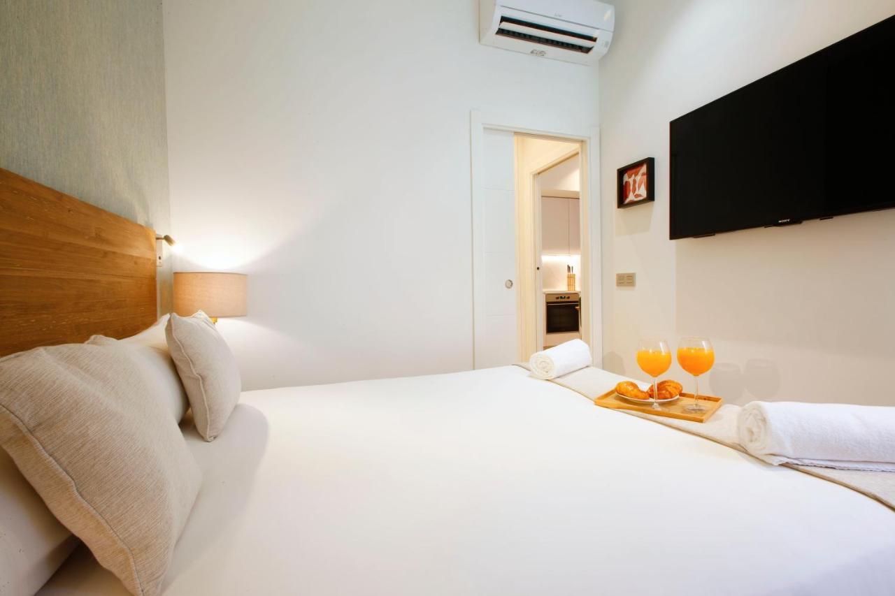 Tirso Suite Madrid Exteriér fotografie