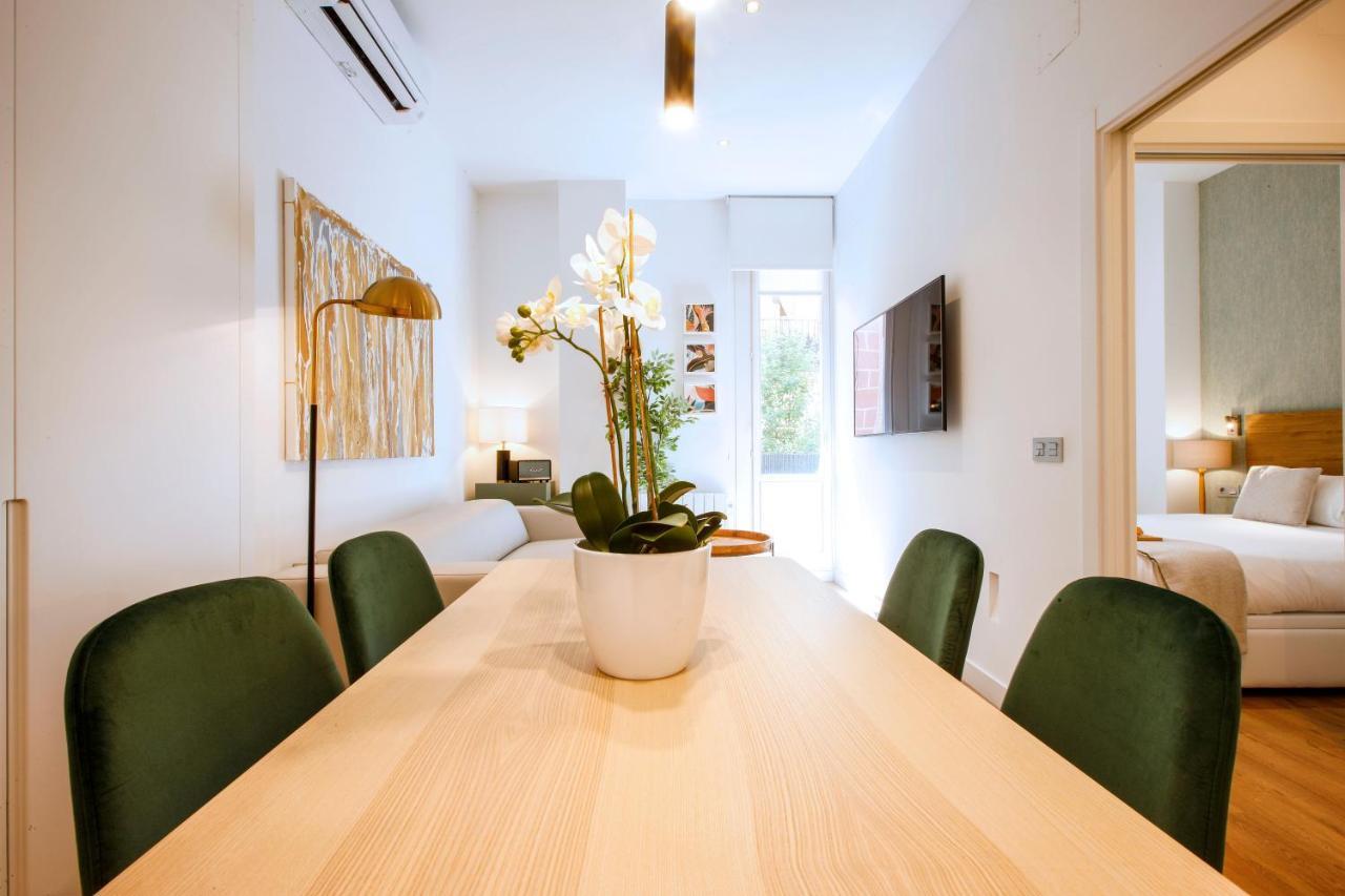 Tirso Suite Madrid Exteriér fotografie