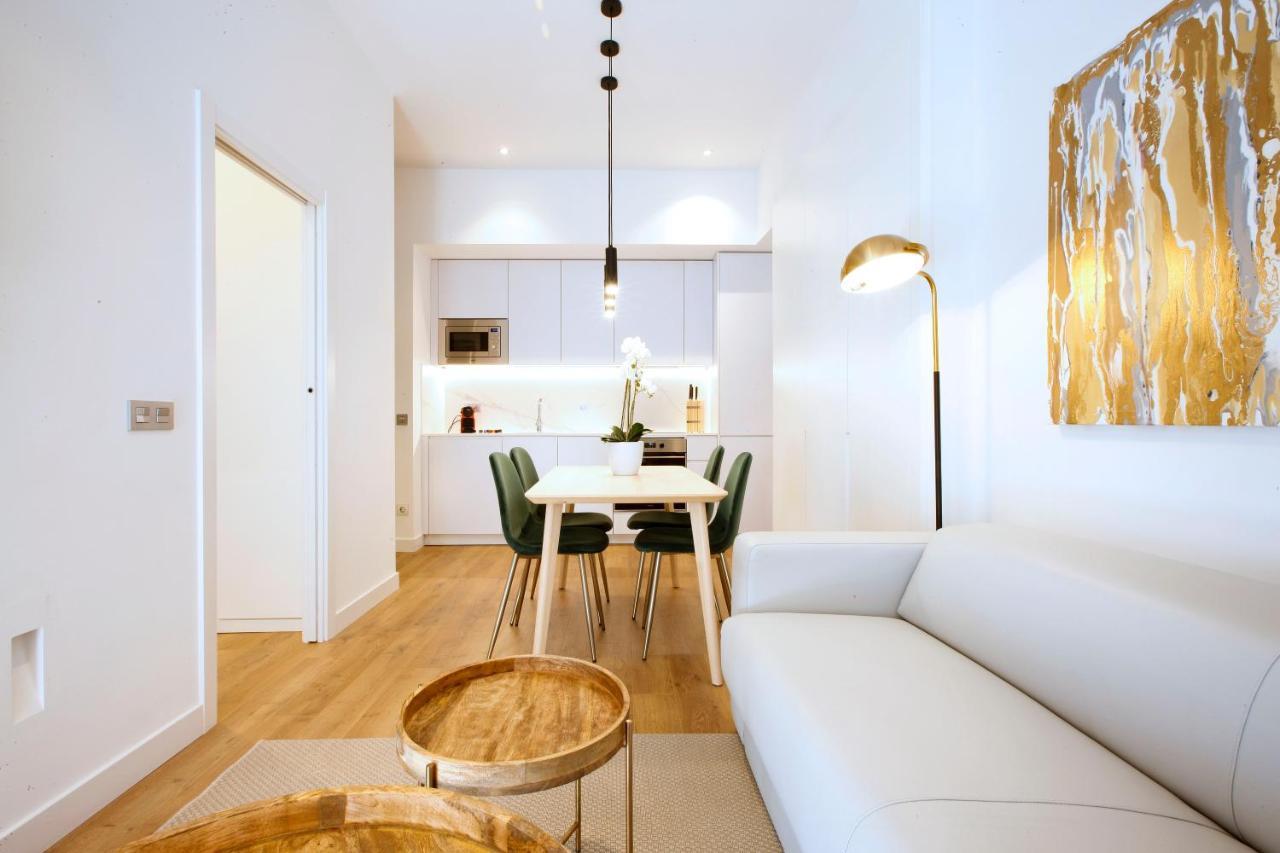 Tirso Suite Madrid Exteriér fotografie