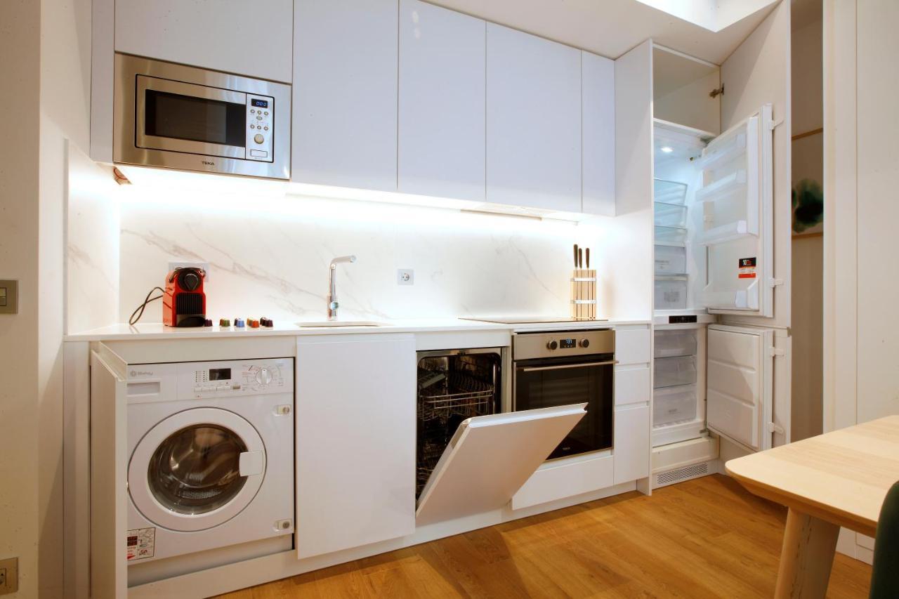 Tirso Suite Madrid Exteriér fotografie